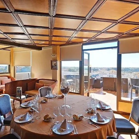 Hotel Guadalquivir 4*