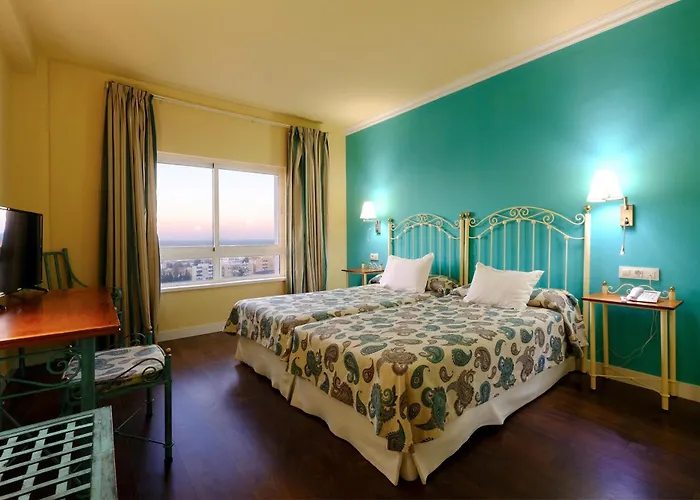 Hotell Guadalquivir 4*